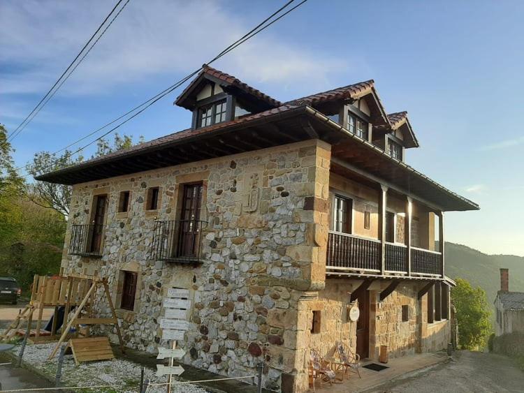 Posada El Hidalgo Valdecilla Εξωτερικό φωτογραφία